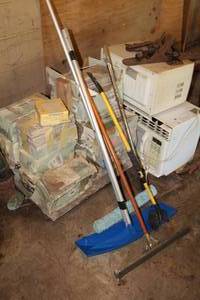 lot 787 image: Lot of (4) Hand Tools  - Floor Squeegee, Floor Scrubbers