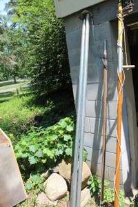 lot 811 image: Lot of (2) Wall Braces