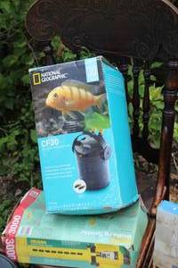 lot 819 image: National Geographic Aquarium Canister Filter (in original box)