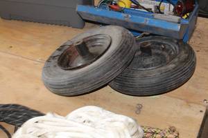 lot 832 image: Lot of (2) Tubeless Wheelbarrow TireWheel Assemblies 4.804.00-8