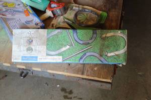 lot 825 image: Photocol Cast Iron Horseshoe Set (in original box)