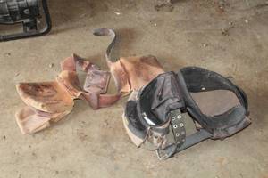 lot 866 image: Lot of (2) Leather Tool Belts