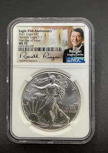 lot 10B image: Ronald Reagan 35th Anniversary Silver Dollar
