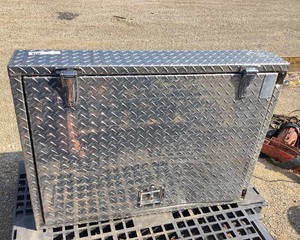 lot 2B image: Aluma-Line Tool Stowage Compartment