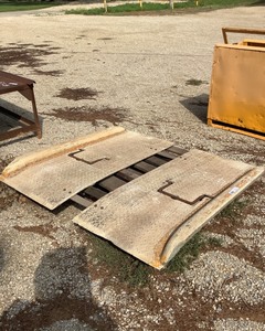 lot 52 image: Loading Dock Ramp