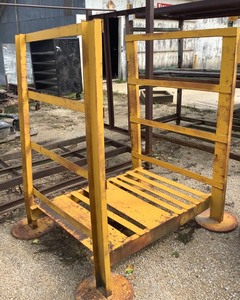 lot 65 image: Storage Rack