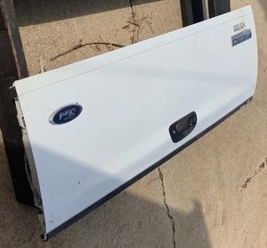 lot 82 image: Ford Truck Tailgate