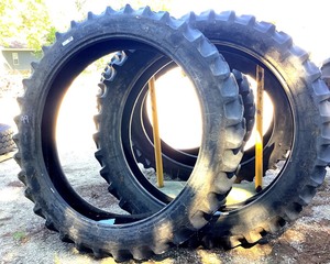 lot 99 image: Firestone Ag Tire (Qty2)