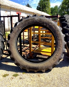 lot 93 image: Goodyear DT800 Farm Tire