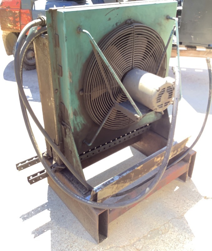 lot 31G image: Hydraulic Fluid Cooling Radiator