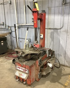 lot 30 image: Pneumatic Tire Changer