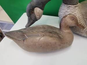 lot 32 image: Vintage Rubber Hunting Decoys