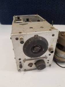 lot 24 image: Collection of WWII Era Military Electronics F