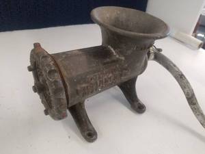lot 60 image: Vintage Meat Grinder