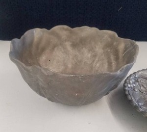 lot 56 image: Metal Serving Pieces
