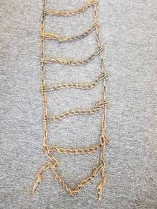 lot 43 image: Collection of Winter Tire Chains