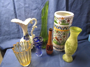 lot 29 image: Vases
