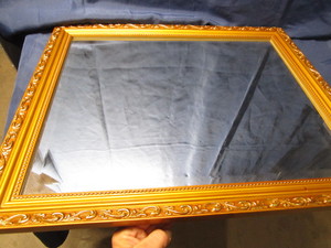lot 31 image: Wall Mirror