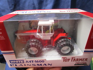 lot 53 image: Ertl White Toy Tractor