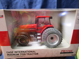 lot 54 image: Ertl Prestige Case Tractor