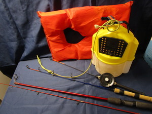 lot 140 image: Fishing Package