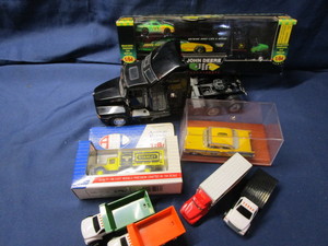 lot 160 image: JD Transporter, Kenworth