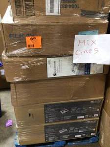 lot 39 image: Lot of mixed assorted kitchen sinks Customer Returns See Pictures