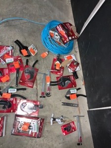 lot 49 image: Assorted Husky Tools See Photos