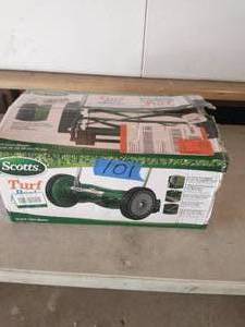 lot 101 image: SCOTTS 14 in. 5-Blade Manual Walk Behind Push Reel Mower