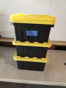 lot 116 image: SMALL STORAGE CONTAINERS