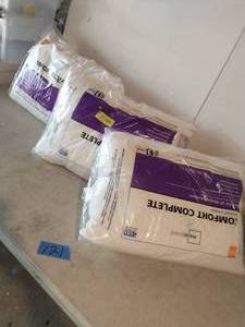lot 121 image: 3 QUEEN SIZE PILLOWS