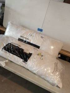 lot 122 image: 2 BODY PILLOW