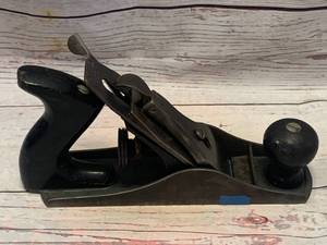lot 9 image: Stanley Handyman H1203 Wood Plane
