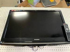 lot 41 image: Sylvania 32 Flat Screen TV with Remote (Works Well)
