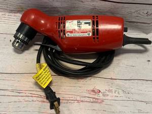 lot 57 image: Milwaukee 0375-1 Close Quarters Drill (Sold 157.99 on Ebay)