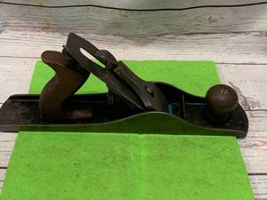 lot 73 image: Stanley C116 Vintage Wood Plane 14 Long