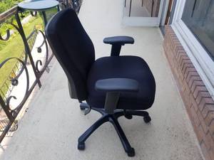 Tempurpedic Desk Chair