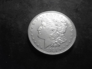lot 88 image: 1921 D Morgan Silver Dollar