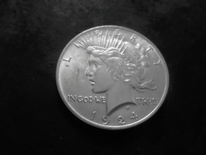 lot 98 image: 1924 Peace Silver Dollar