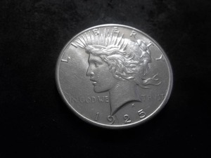 lot 100 image: 1925 Peace Silver Dollar