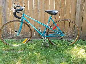 Vintage Marusha Ladyace 303
