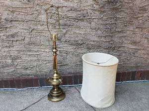 Vintage Hollywood Regency Stiffel Table Lamp