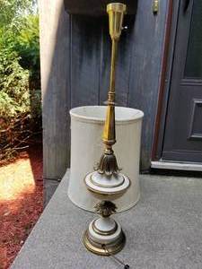 Vintage Hollywood Regency Stiffel Table Lamp