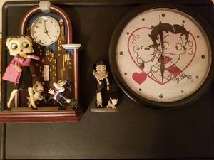 lot 12 image: 2 Betty Boop Clocks