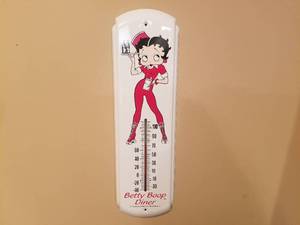 lot 21 image: Betty Boop Thermometer