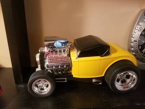 lot 25 image: Cars, cars, cars