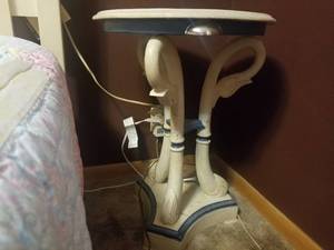 lot 57 image: Side Table