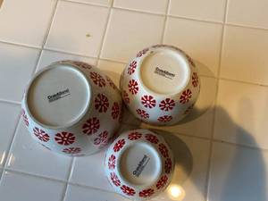 lot 14 image: Crate and Barrel