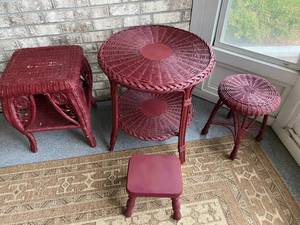 lot 46 image: Wicker tables