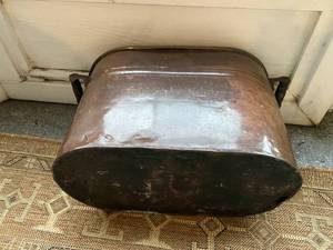 lot 50 image: Copper boiler